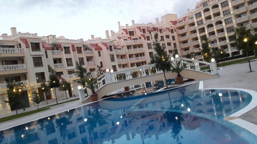 וארנה East From Paradise Apartment מראה חיצוני תמונה